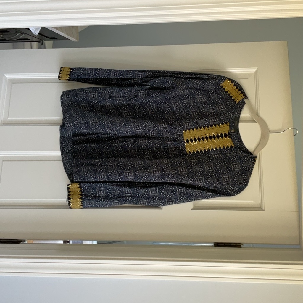 Thml Navy And Gold Geometric Top